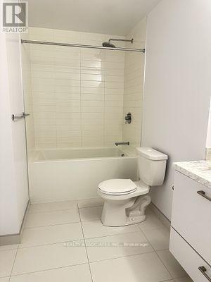 3104 - 2221 Yonge Street, Toronto (Mount Pleasant West), Ontario  M4S 0B8 - Photo 9 - C12914772