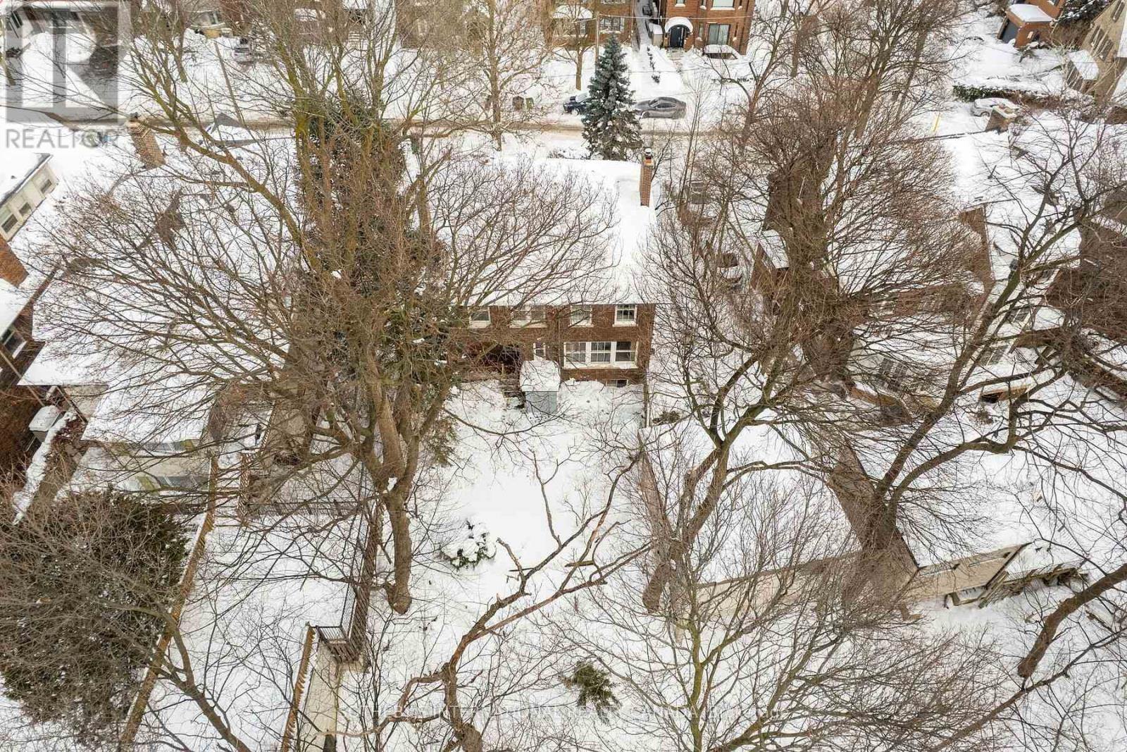 16 Rose Park Crescent, Toronto, Ontario  M4T 1P9 - Photo 44 - C12914796