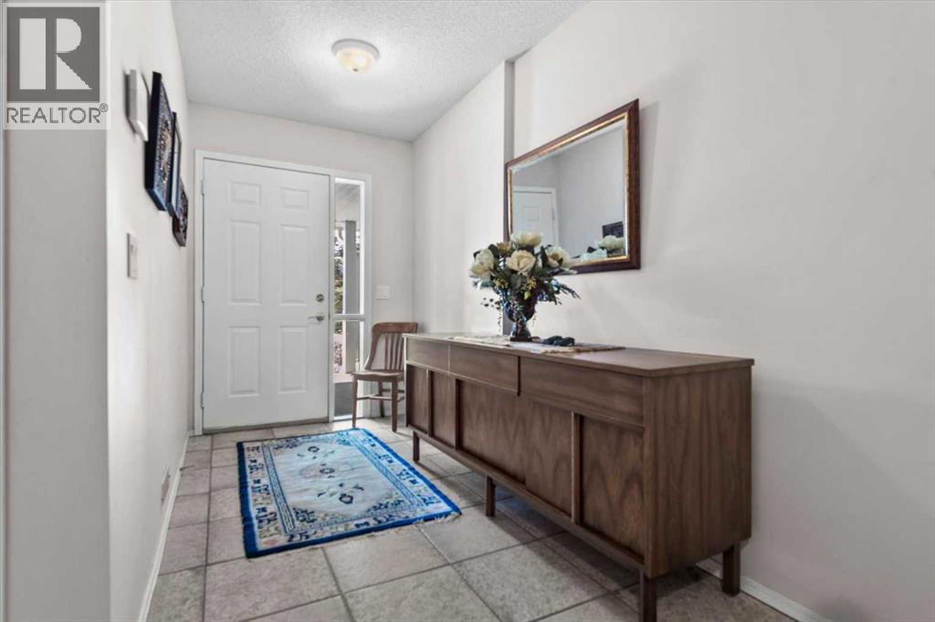 180 Valley Ridge Heights Nw, Calgary, Alberta  T3B 5T3 - Photo 2 - A2292628