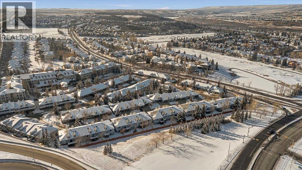 180 Valley Ridge Heights Nw, Calgary, Alberta  T3B 5T3 - Photo 37 - A2292628