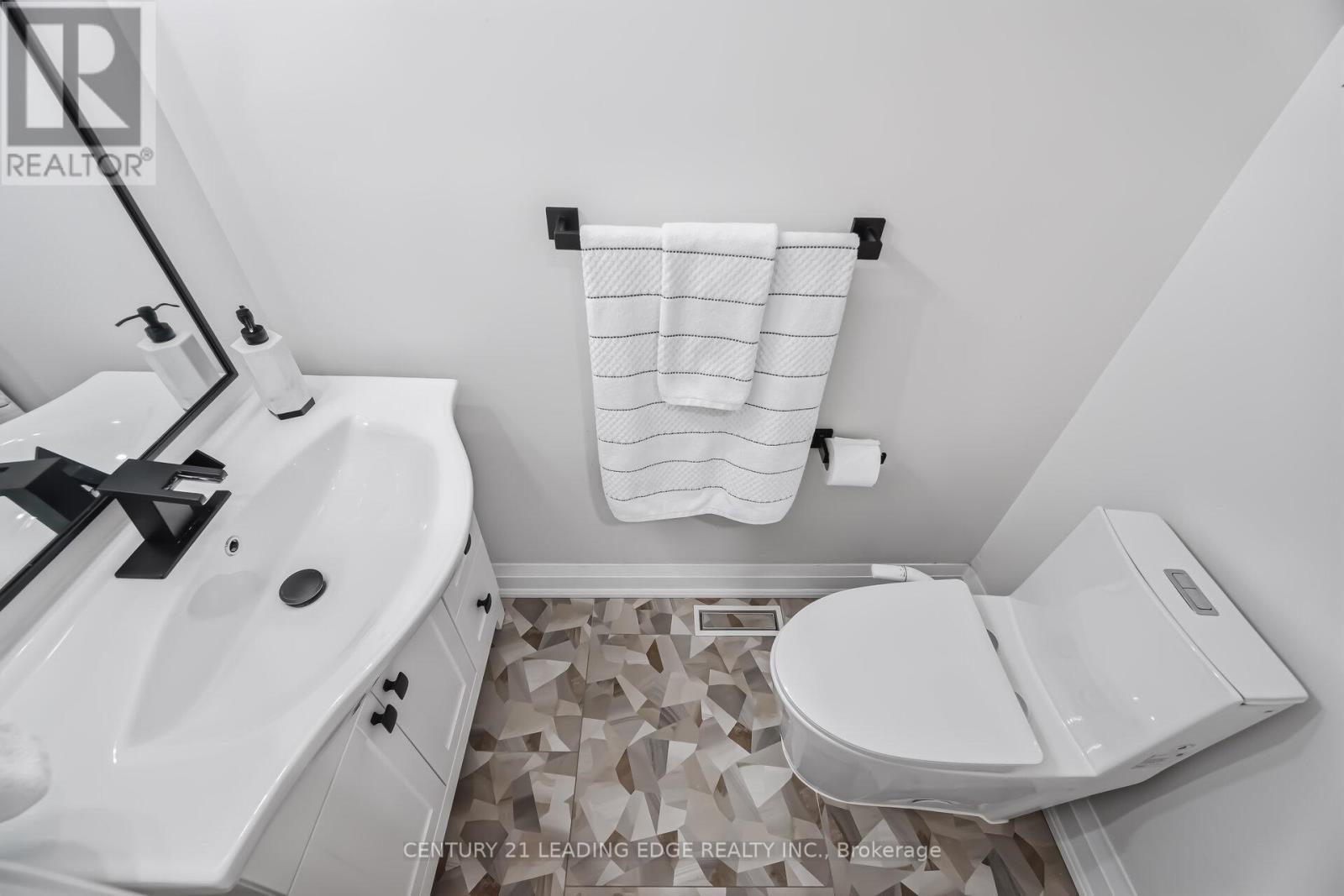 923 Redbird Crescent, Pickering, Ontario  L1V 5K8 - Photo 19 - E12914658