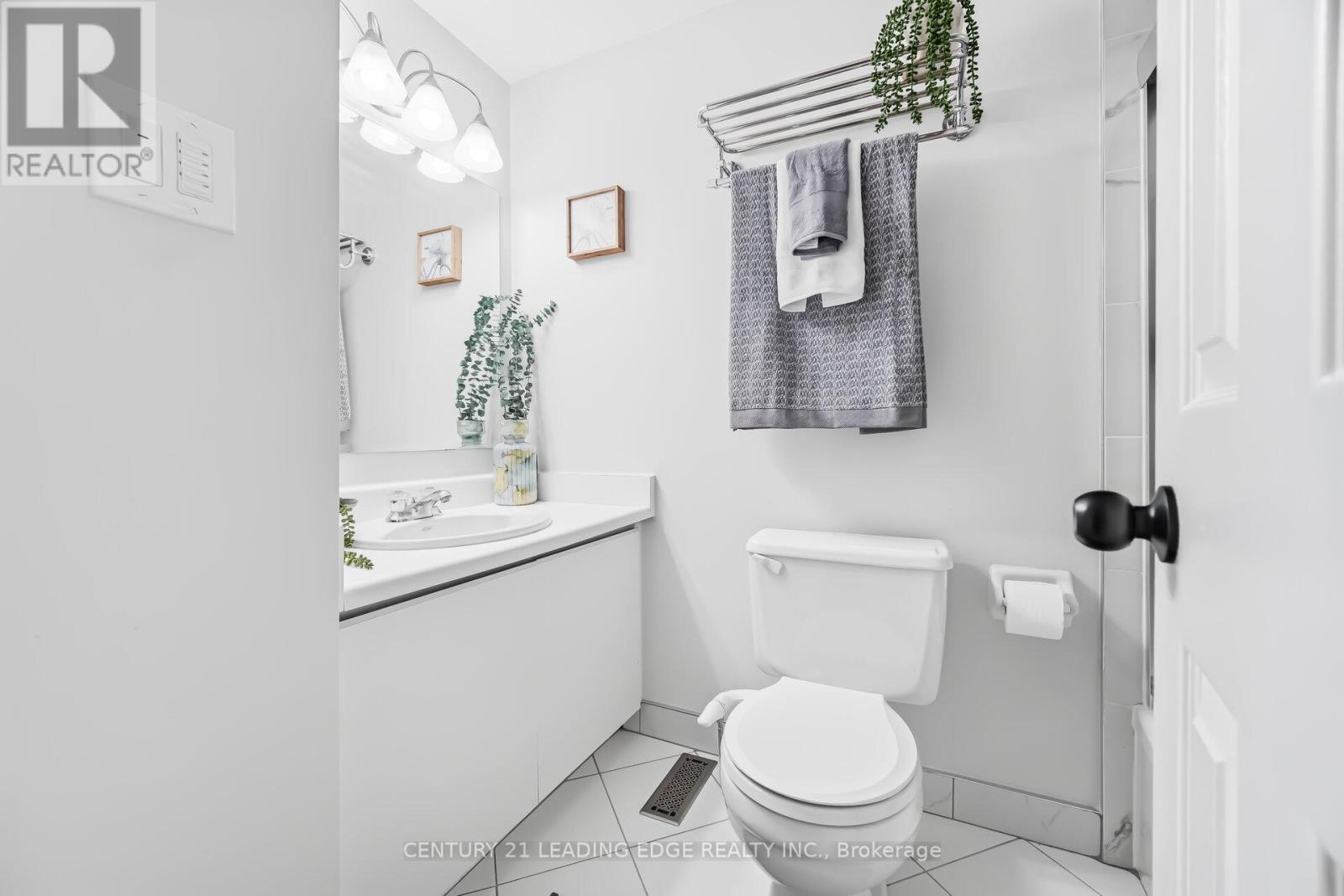 923 Redbird Crescent, Pickering, Ontario  L1V 5K8 - Photo 35 - E12914658