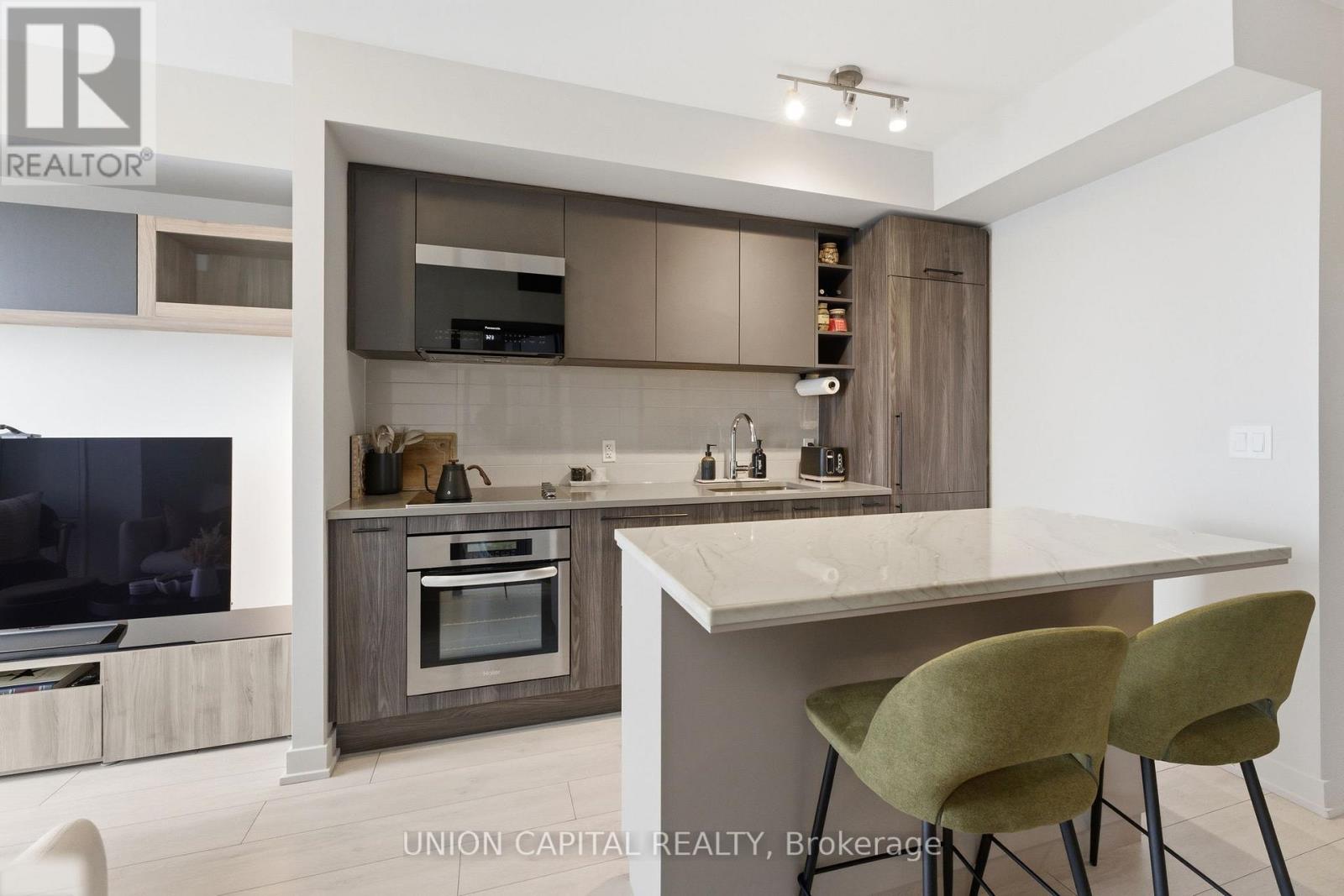 2720 - 2031 Kennedy Road, Toronto, Ontario  M1T 0B8 - Photo 3 - E12914672