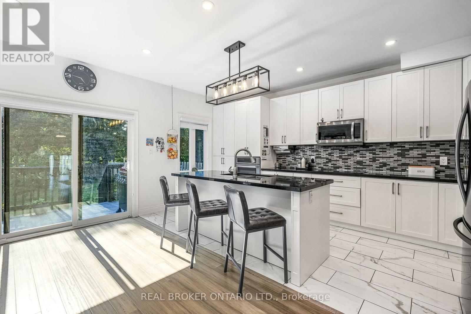 32b Cedar Drive, Toronto, Ontario  M1J 3E8 - Photo 11 - E12914716