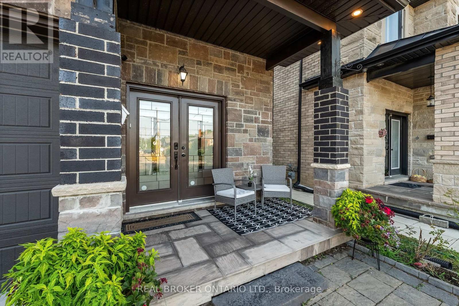 32b Cedar Drive, Toronto, Ontario  M1J 3E8 - Photo 5 - E12914716