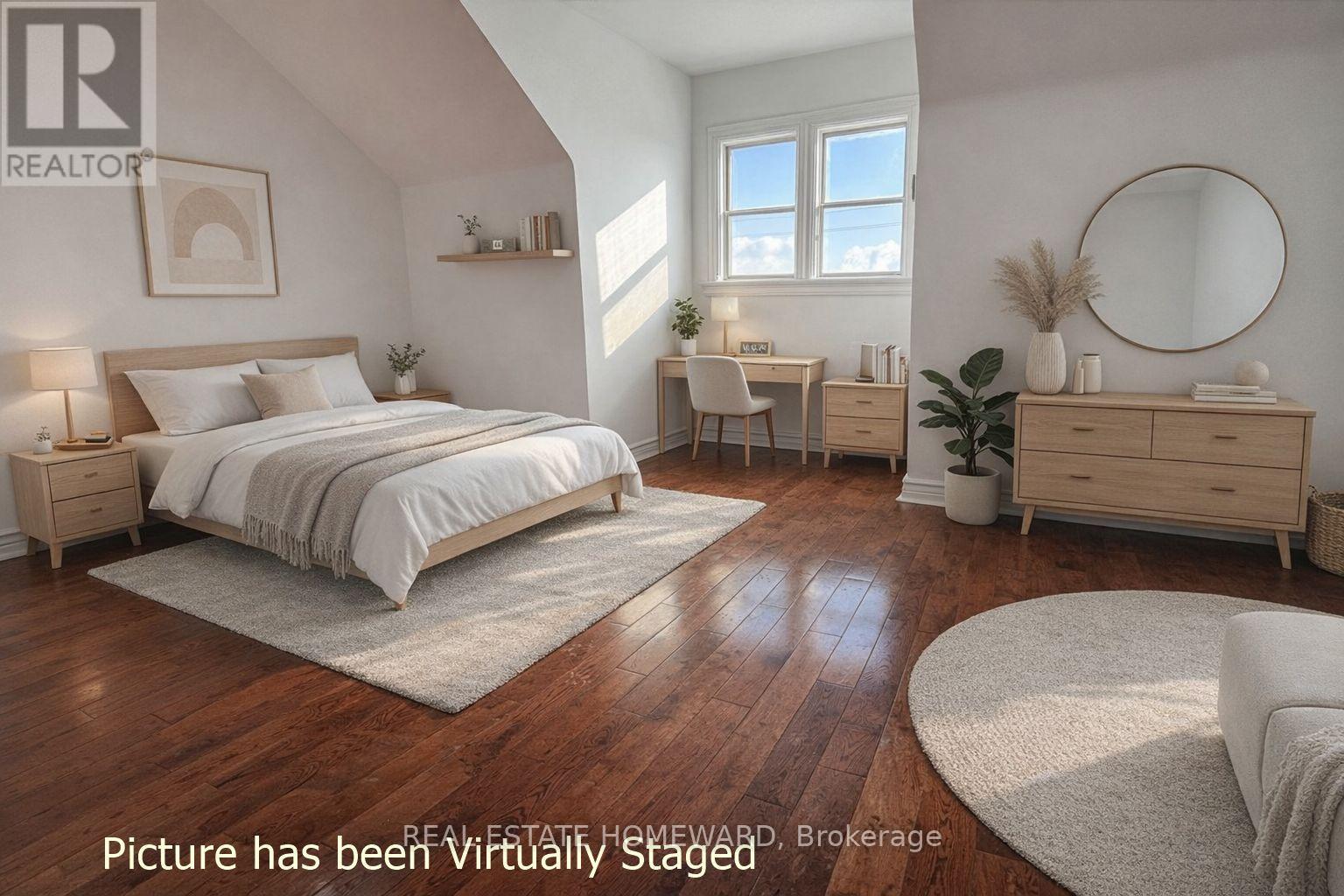 Upper - 1234 Gerrard Street E, Toronto, Ontario  M4L 1Y6 - Photo 9 - E12914754