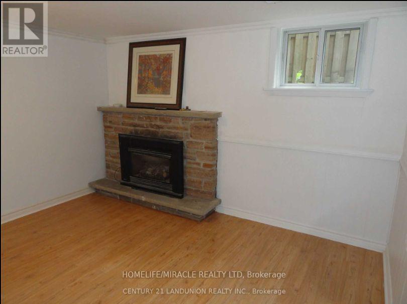 36 Roundwood Court, Toronto, Ontario  M1W 1Z2 - Photo 6 - E12914762