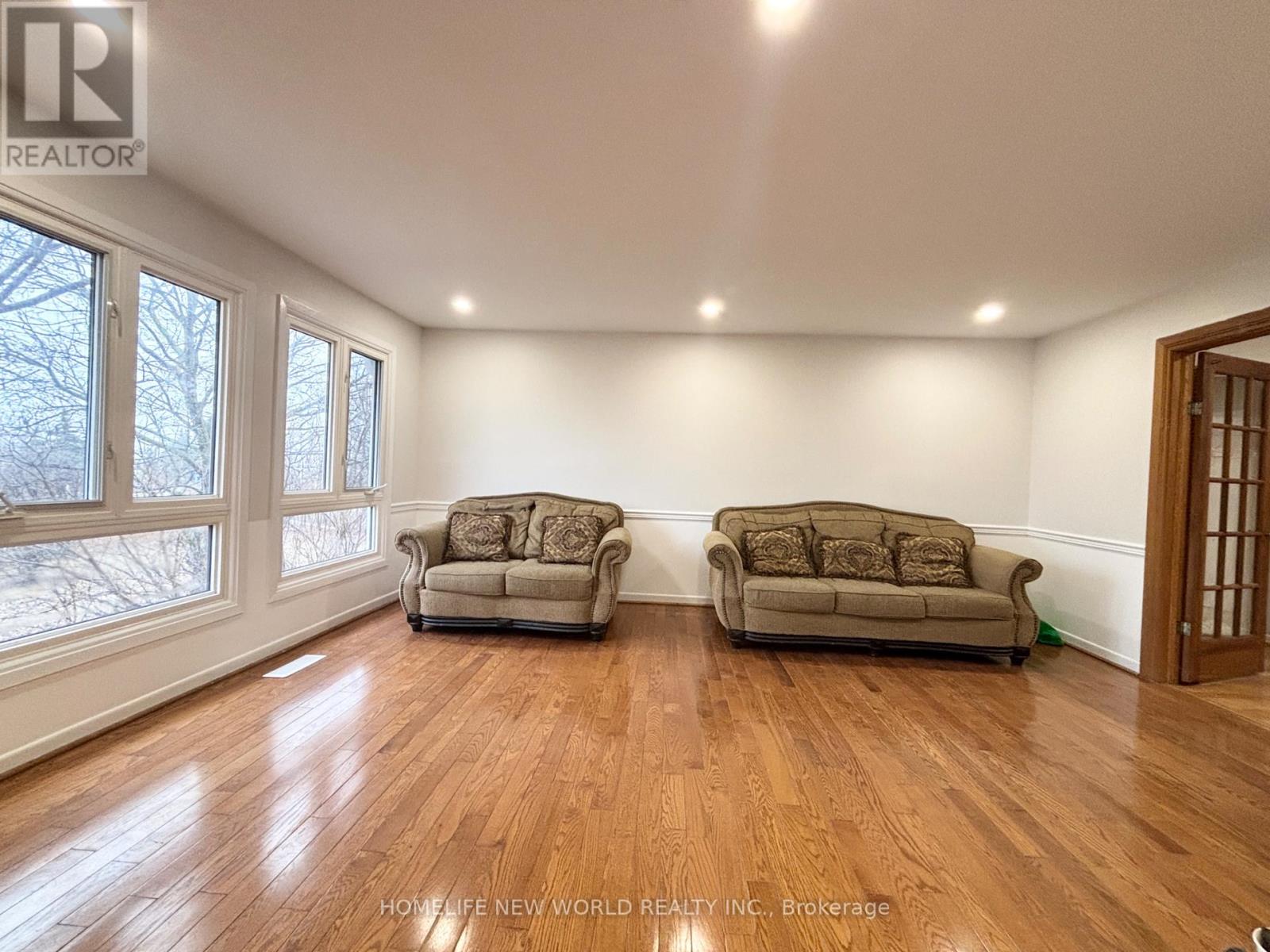 63 Buckhurst Crescent, Toronto, Ontario  M1S 4C3 - Photo 6 - E12914766