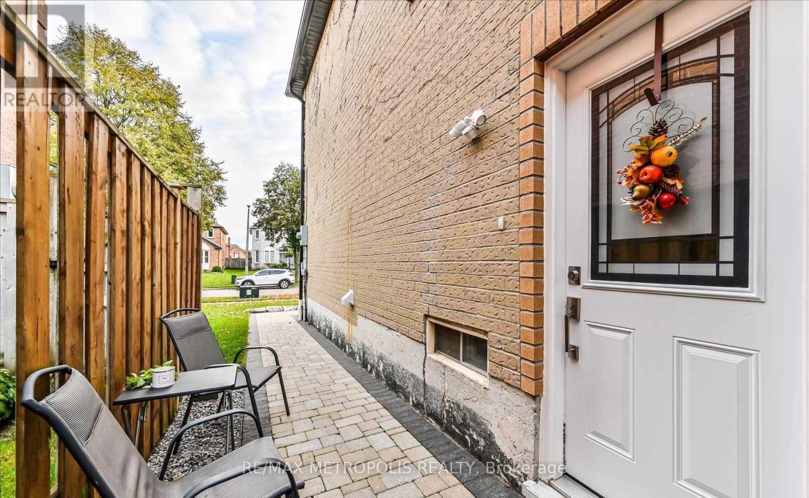 Basement - 214 Stonemanor Avenue, Whitby, Ontario  L1R 1Y1 - Photo 9 - E12914832