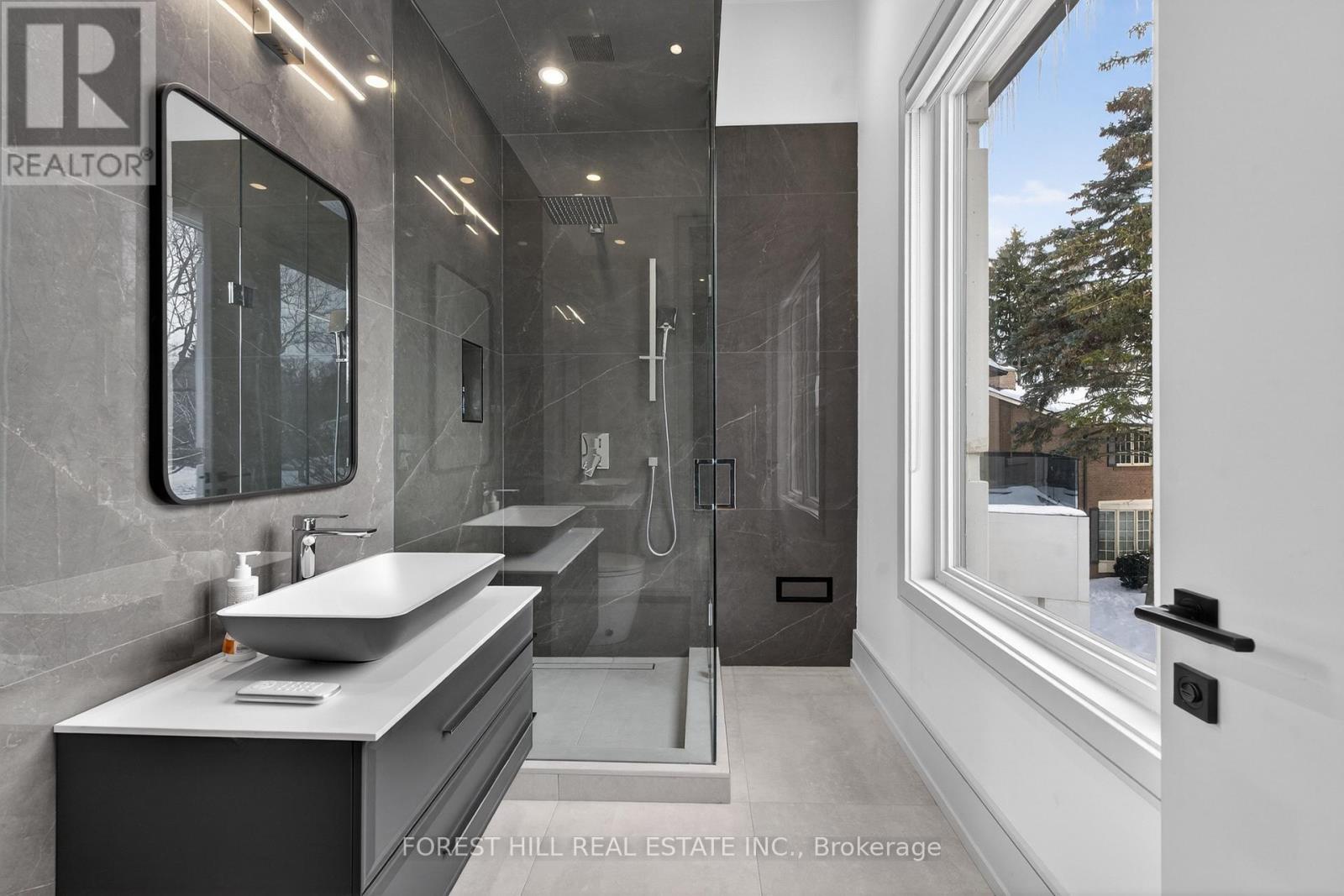 8 Elspeth Place, Markham, Ontario  L3T 1C4 - Photo 17 - N12801172