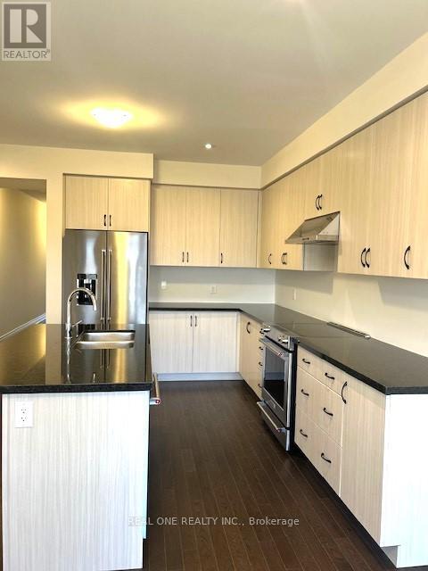 541 Vine Cliff Boulevard, Markham, Ontario  L6C 3T3 - Photo 19 - N12914676