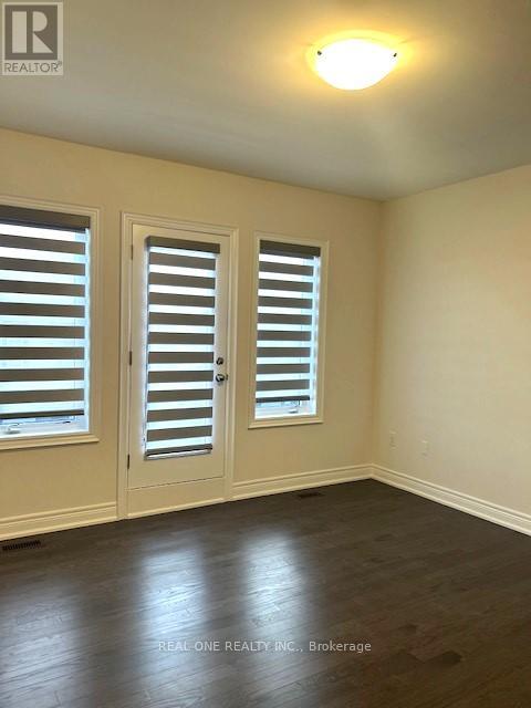 541 Vine Cliff Boulevard, Markham, Ontario  L6C 3T3 - Photo 35 - N12914676