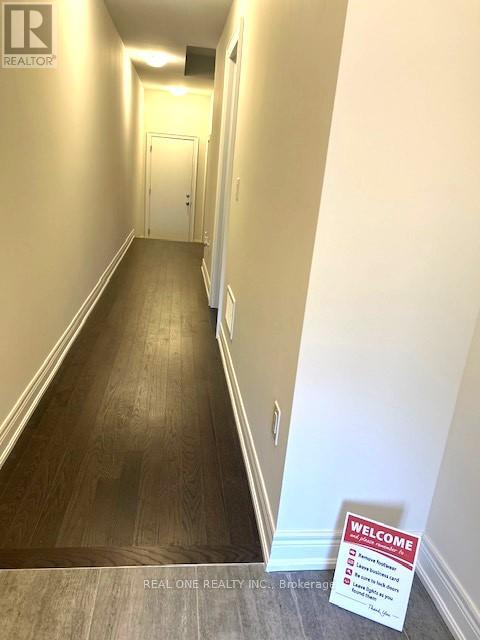 541 Vine Cliff Boulevard, Markham, Ontario  L6C 3T3 - Photo 6 - N12914676