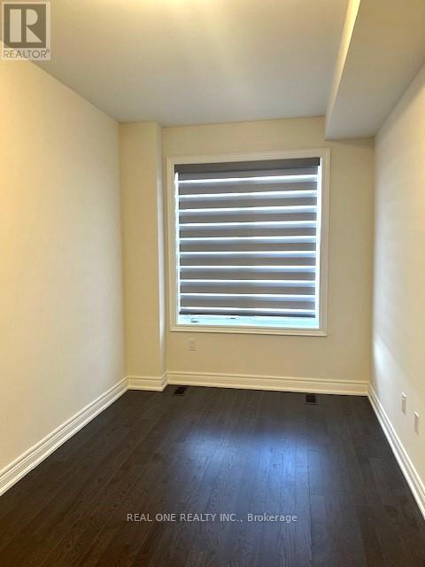 541 Vine Cliff Boulevard, Markham, Ontario  L6C 3T3 - Photo 7 - N12914676