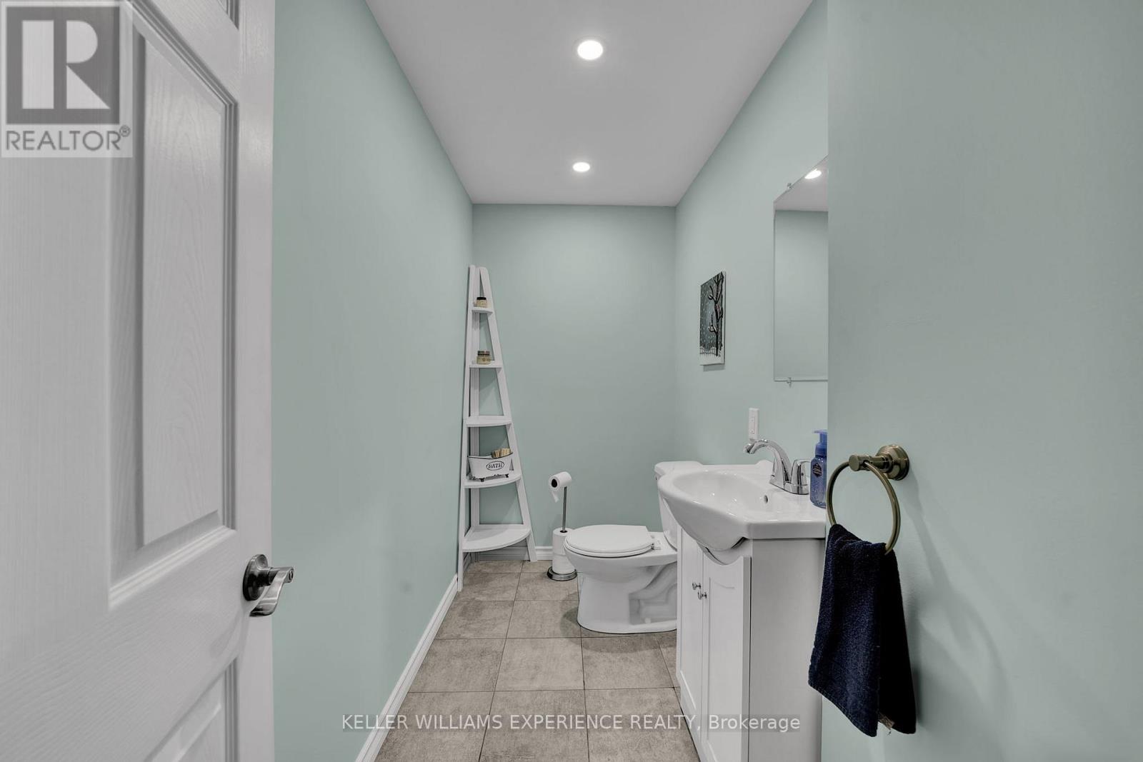 4 Gold Park Gate, Essa, Ontario  L3W 0C2 - Photo 31 - N12914802