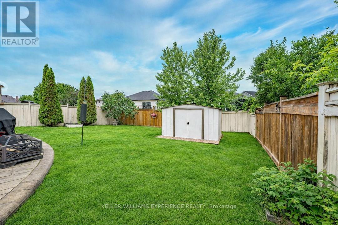 4 Gold Park Gate, Essa, Ontario  L3W 0C2 - Photo 34 - N12914802