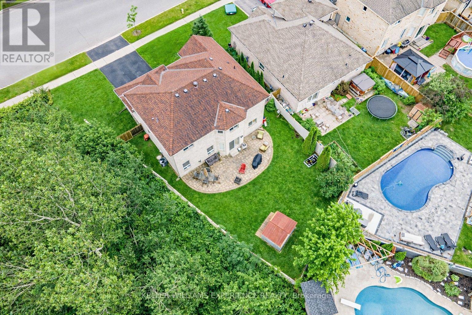 4 Gold Park Gate, Essa, Ontario  L3W 0C2 - Photo 40 - N12914802