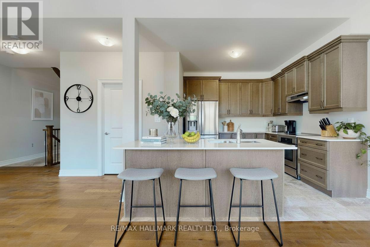 70 Shelson Place, Georgina, Ontario  L0E 1R0 - Photo 11 - N12914900