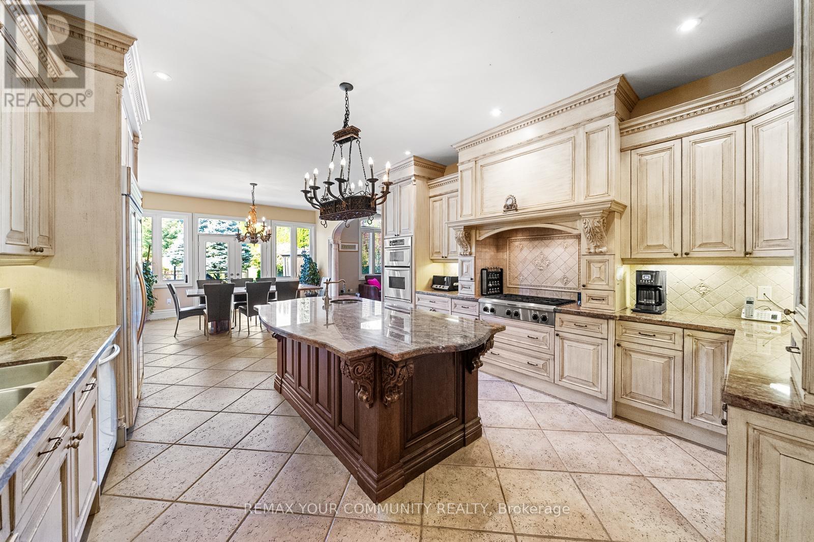 16 Dew Drop Crescent, Vaughan, Ontario  L6A 1E9 - Photo 15 - N12909632