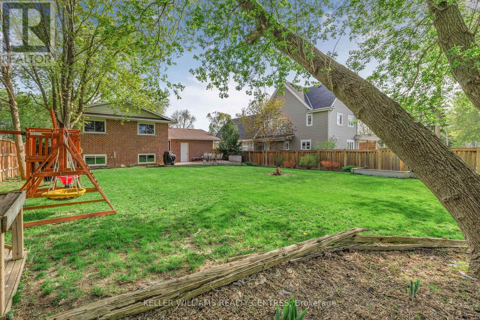 4 Selby Street, Innisfil, Ontario  L0L 1L0 - Photo 46 - N12894362