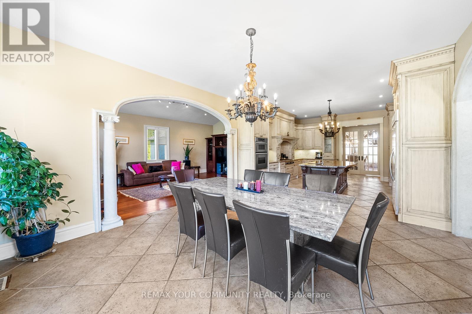 16 Dew Drop Crescent, Vaughan, Ontario  L6A 1E9 - Photo 17 - N12909632