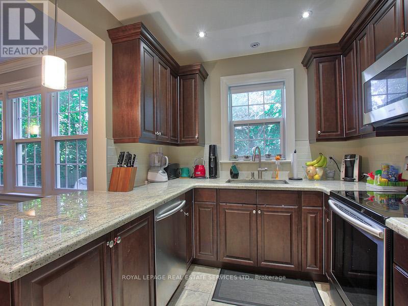 1 - 50 Halford Avenue, Toronto, Ontario  M6S 4E9 - Photo 12 - W12914568