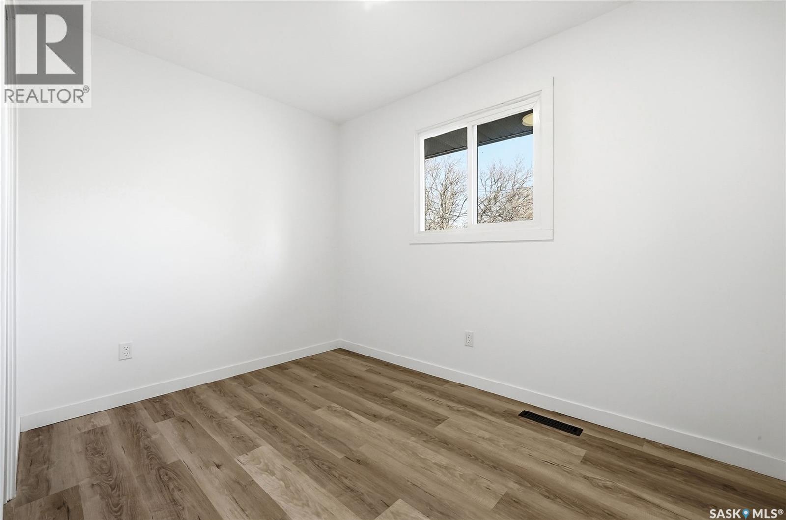 259 Broad Street N, Regina, Saskatchewan  S4P 0J3 - Photo 17 - SK031168