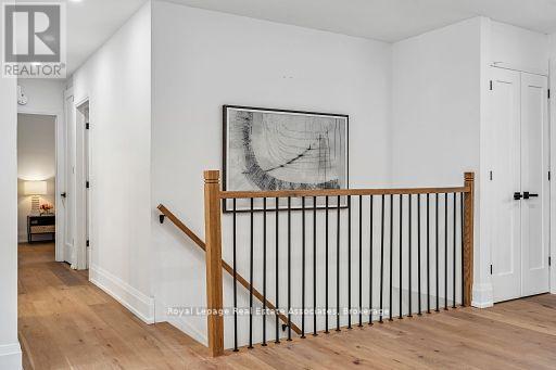 20 Suburban Drive, Mississauga, Ontario  L5N 1G5 - Photo 28 - W12914592