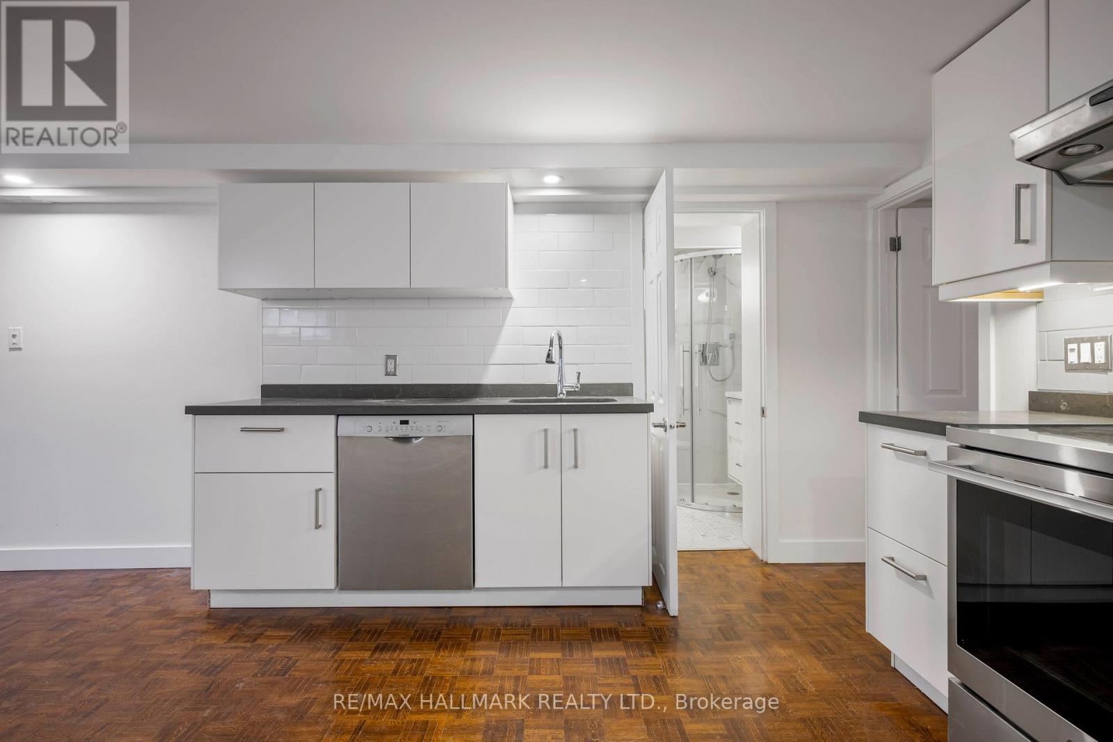 Bsmt - 173 Quebec Avenue, Toronto, Ontario  M6P 2T9 - Photo 8 - W12914594