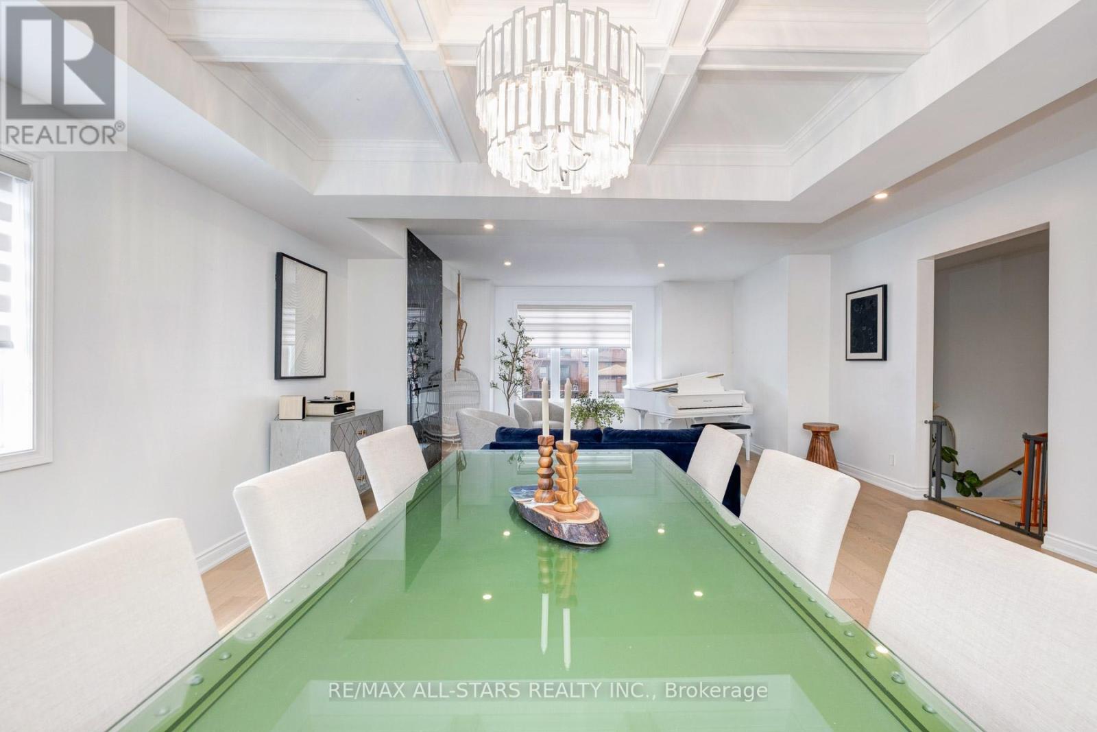 51 Elder Avenue, Toronto, Ontario  M8W 1S3 - Photo 18 - W12914604