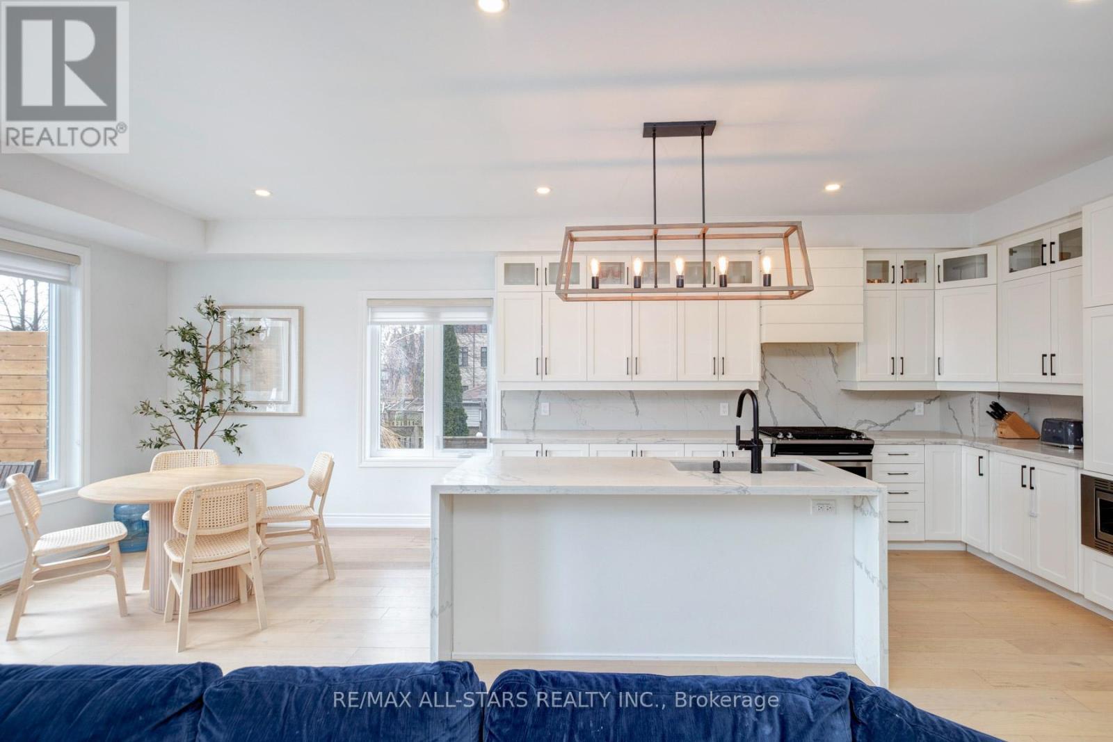 51 Elder Avenue, Toronto, Ontario  M8W 1S3 - Photo 27 - W12914604