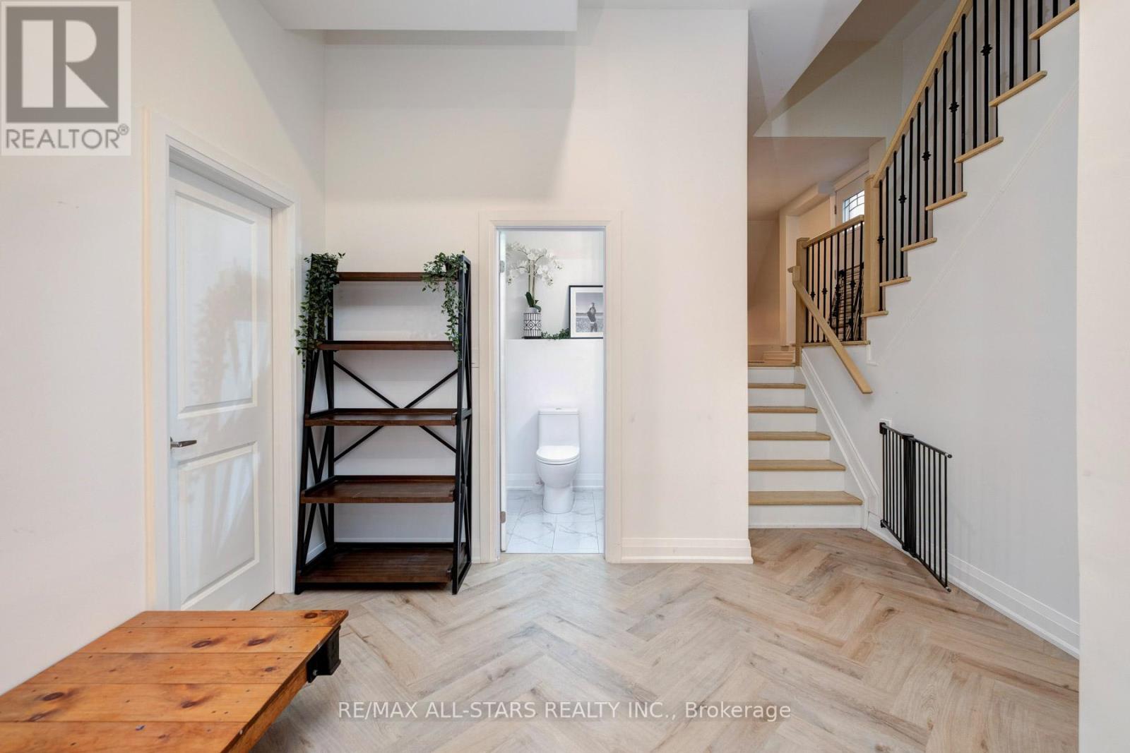 51 Elder Avenue, Toronto, Ontario  M8W 1S3 - Photo 32 - W12914604