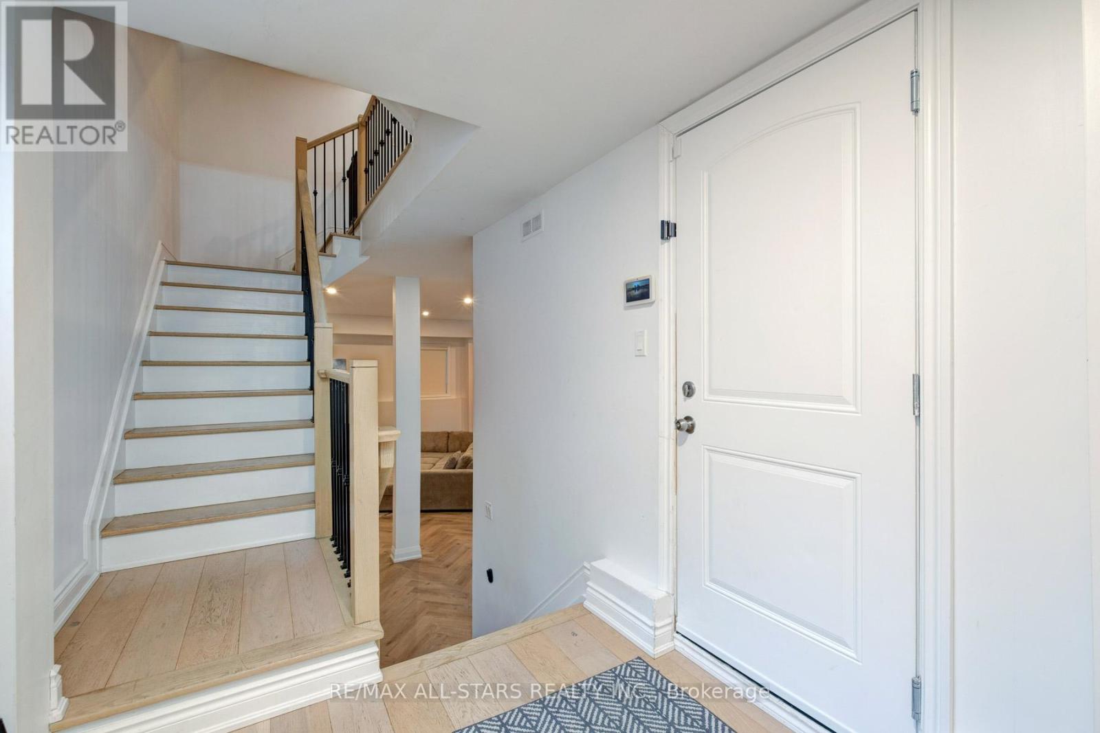 51 Elder Avenue, Toronto, Ontario  M8W 1S3 - Photo 37 - W12914604