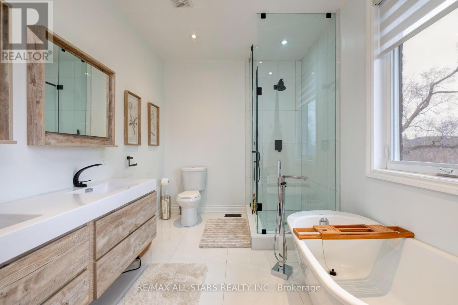 51 Elder Avenue, Toronto, Ontario  M8W 1S3 - Photo 40 - W12914604