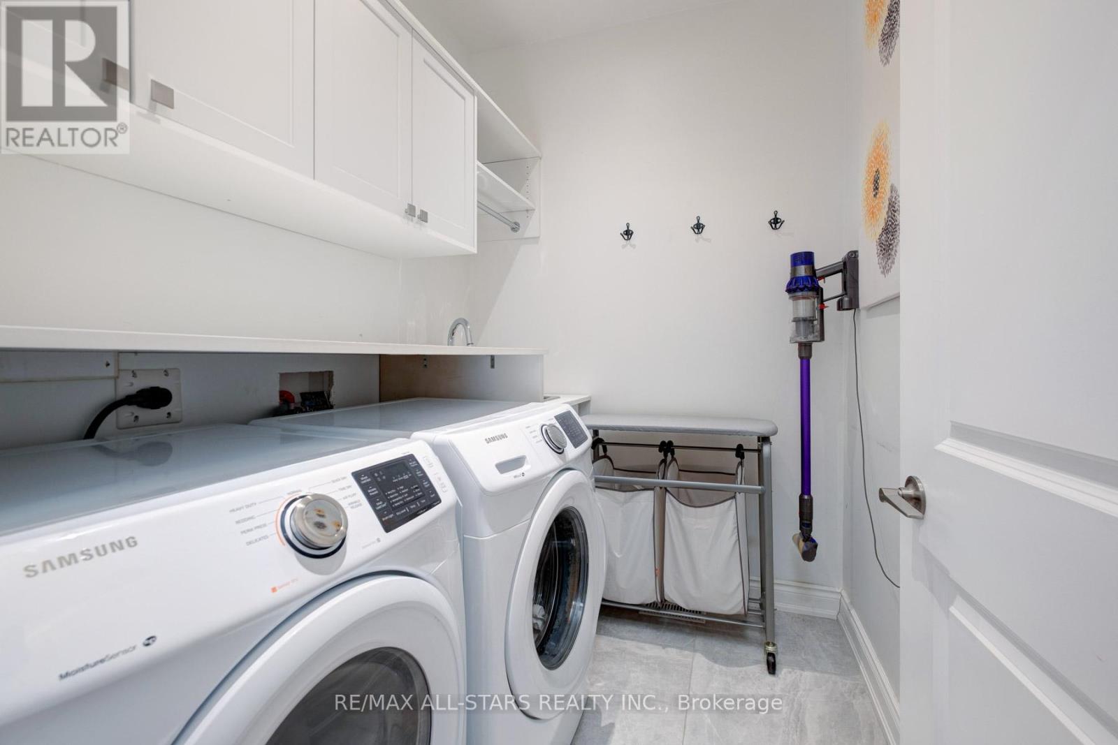 51 Elder Avenue, Toronto, Ontario  M8W 1S3 - Photo 41 - W12914604