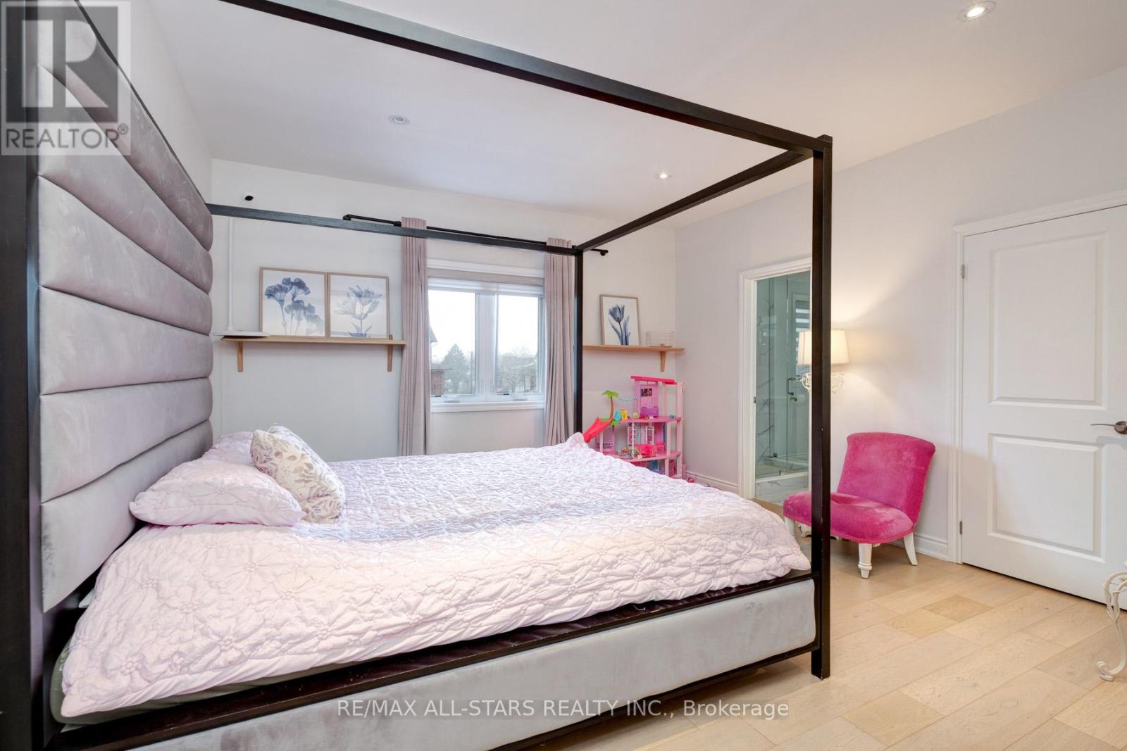 51 Elder Avenue, Toronto, Ontario  M8W 1S3 - Photo 42 - W12914604