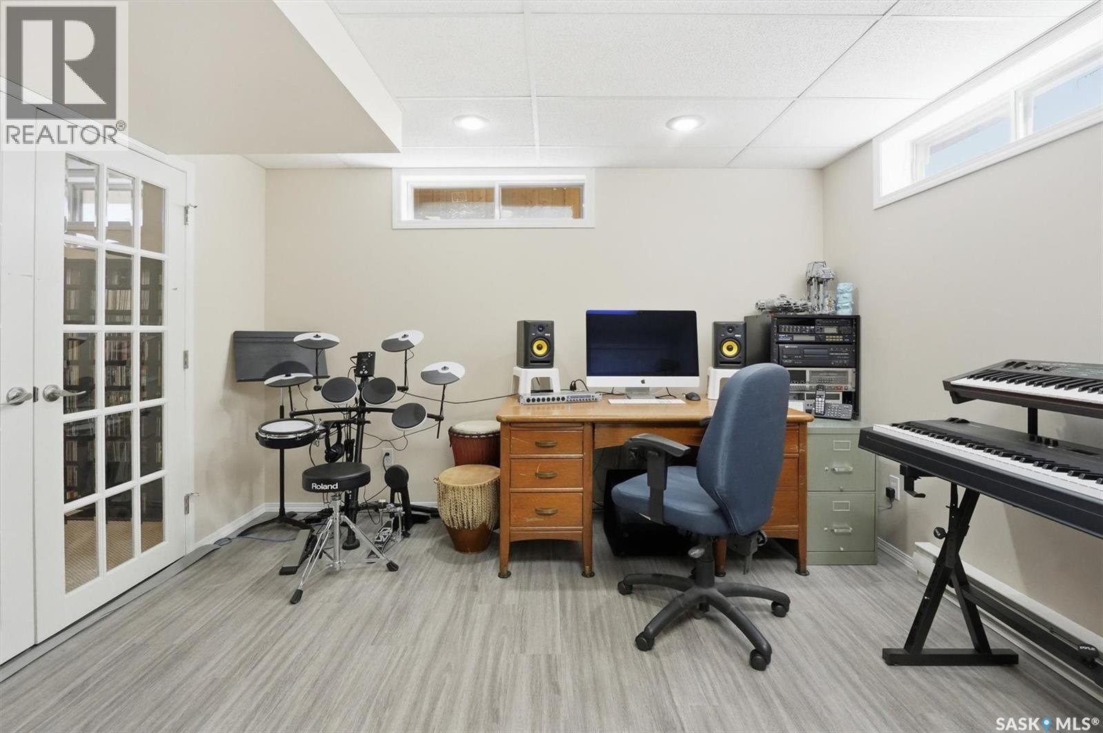 355 Chotem Terrace, Saskatoon, Saskatchewan  S7N 4M3 - Photo 30 - SK031160