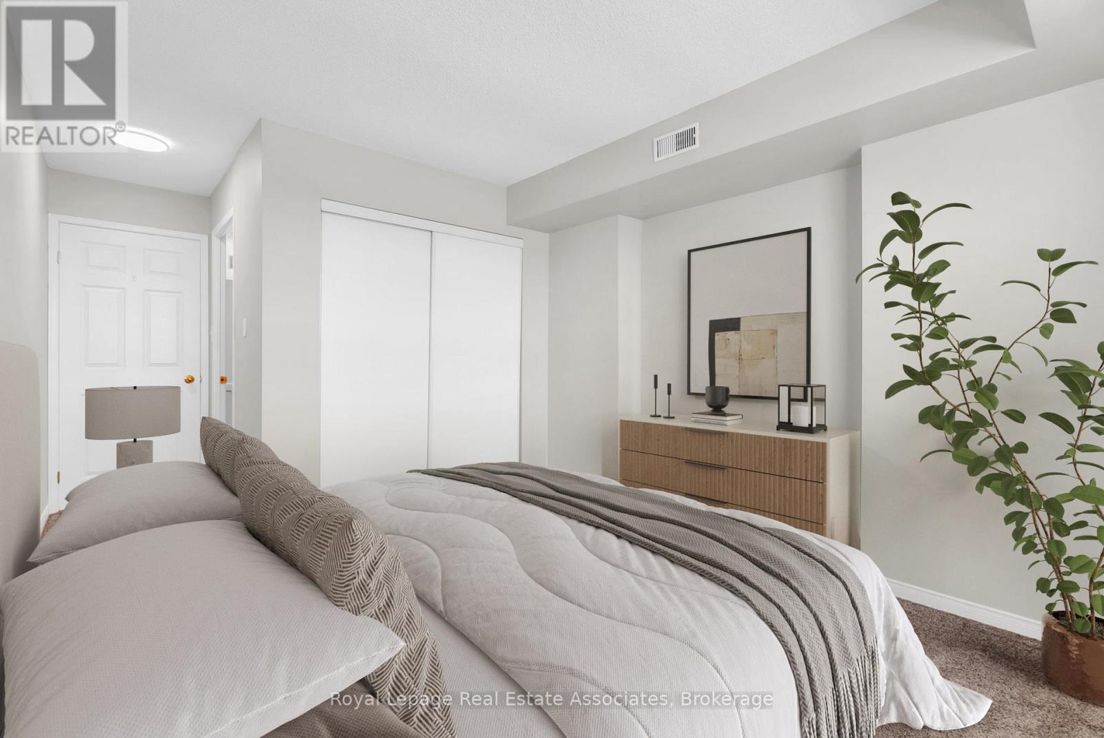 506 - 32 Tannery Street, Mississauga, Ontario L5M 6T6 - Photo 26 - W12914614