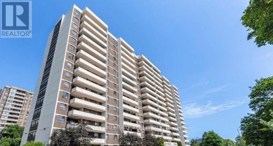 3 LISA STREET, Brampton, Ontario