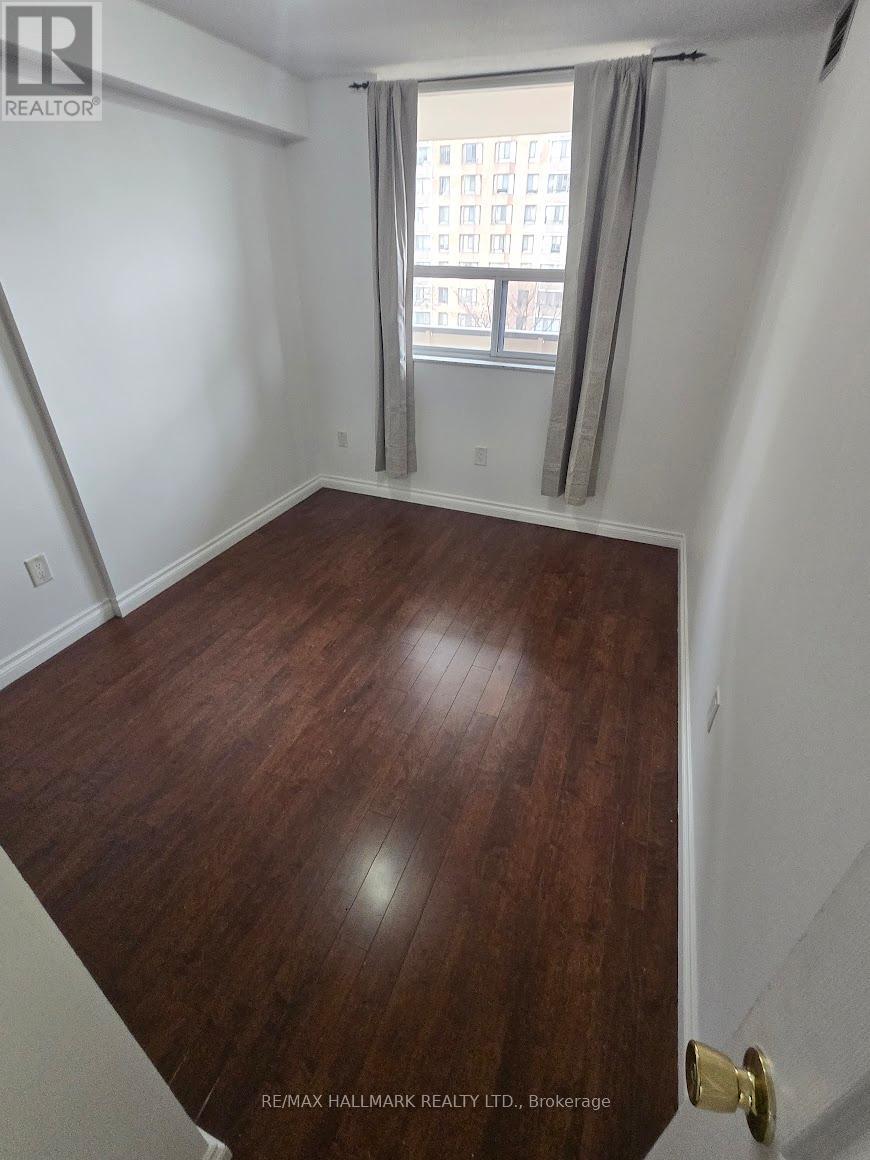 3 Lisa Street, Brampton, Ontario  L6T 4A2 - Photo 14 - W12914636