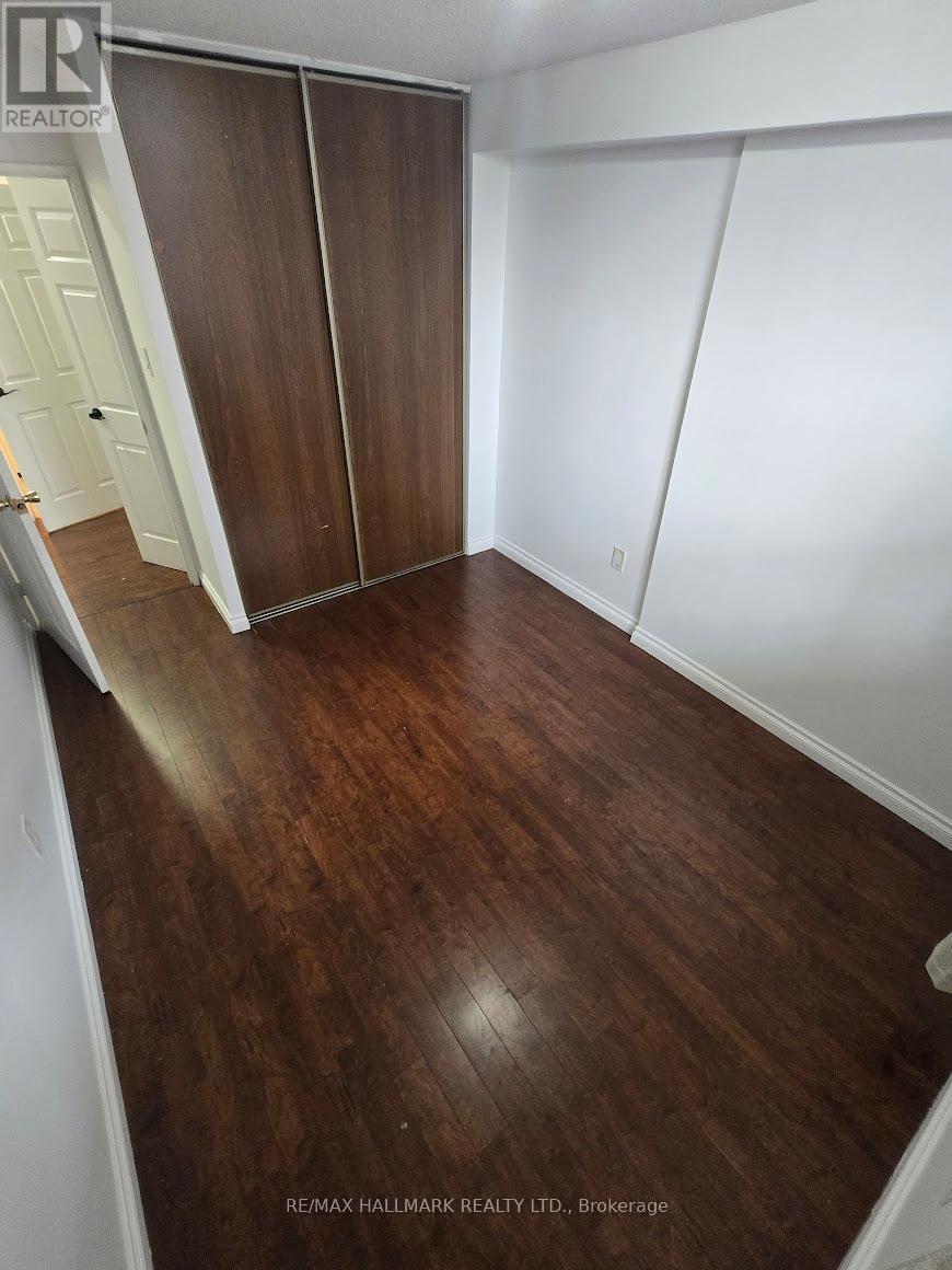 3 Lisa Street, Brampton, Ontario  L6T 4A2 - Photo 15 - W12914636