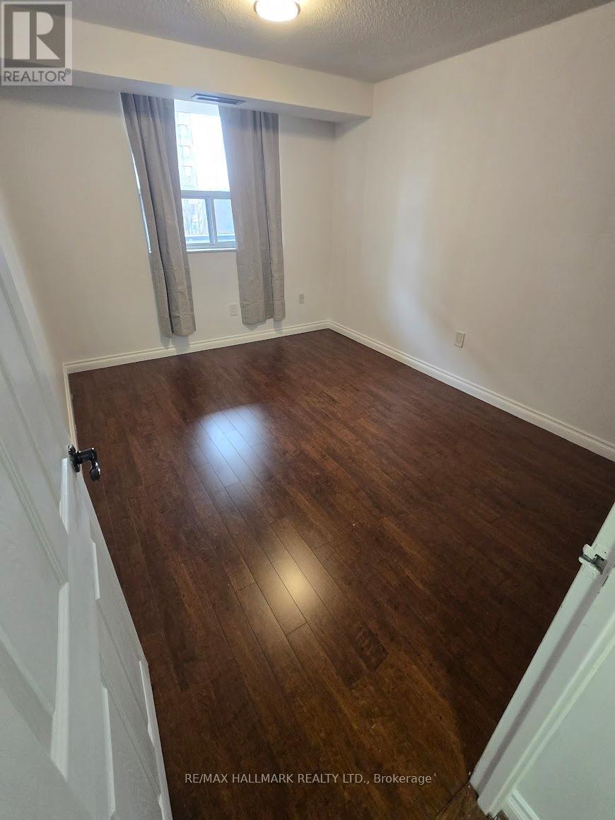 3 Lisa Street, Brampton, Ontario  L6T 4A2 - Photo 18 - W12914636