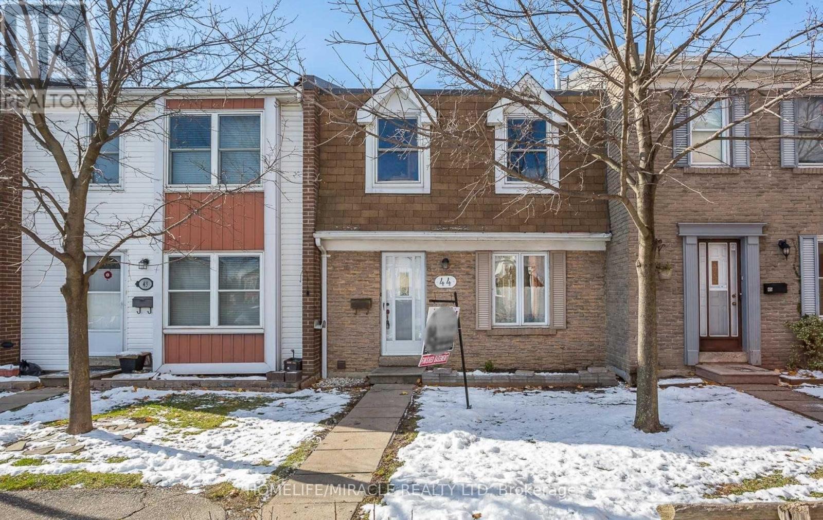 #44 - 1020 CENTRAL PARK DRIVE, Brampton, Ontario