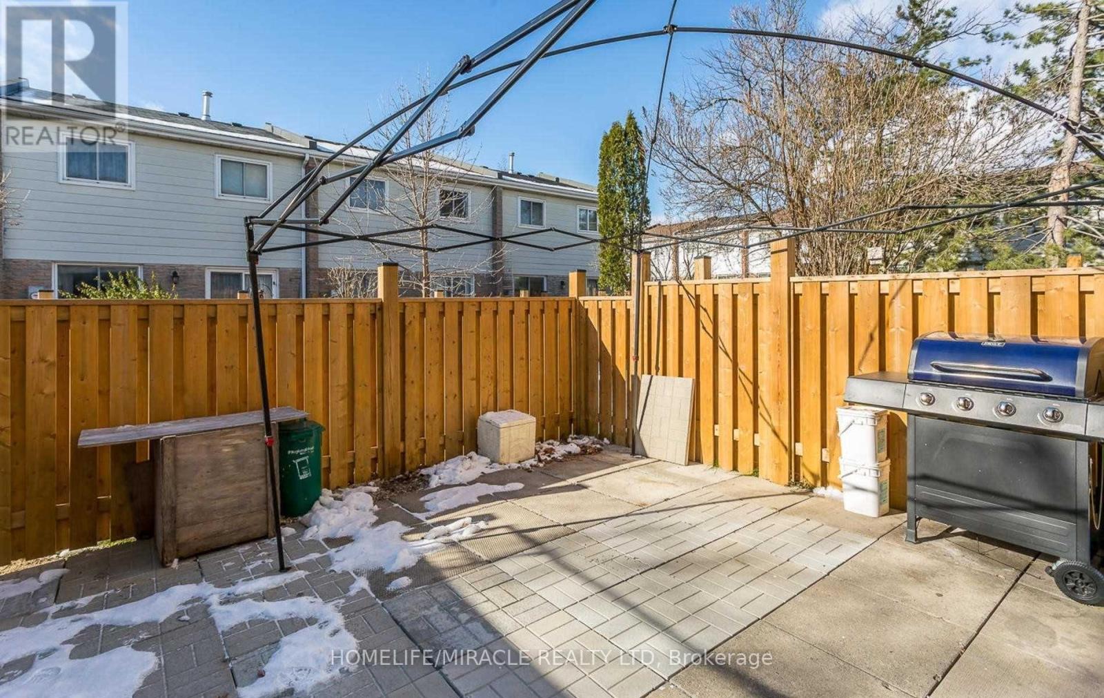 #44 - 1020 Central Park Drive, Brampton, Ontario  L6S 3J5 - Photo 10 - W12914638