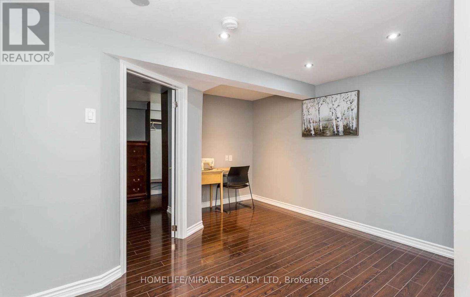 #44 - 1020 Central Park Drive, Brampton, Ontario  L6S 3J5 - Photo 6 - W12914638