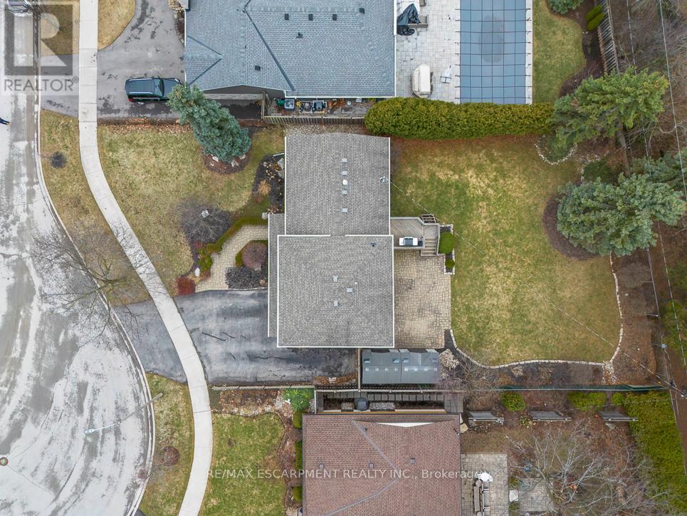 4507 Cosburn Crescent, Burlington, Ontario  L7L 1S6 - Photo 37 - W12914640