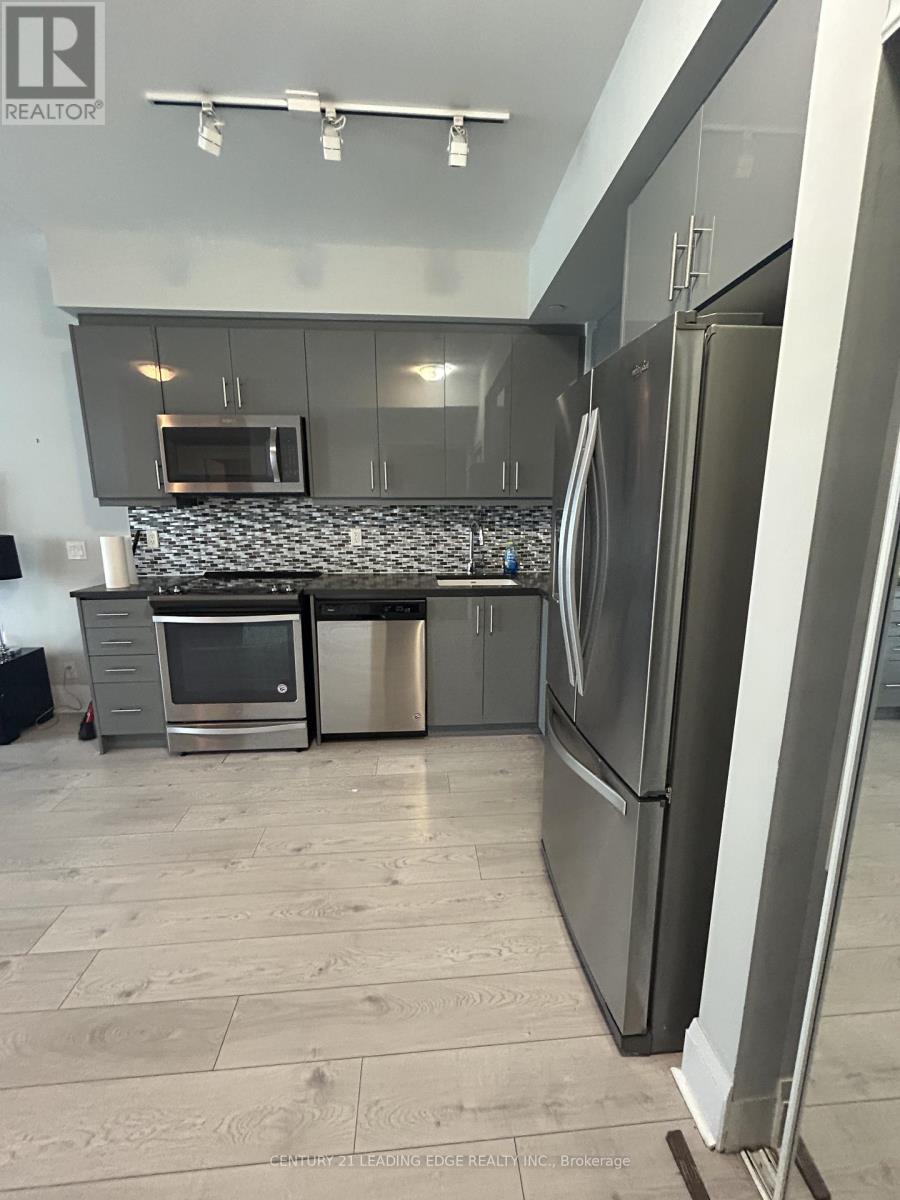 610 - 15 Zorra Street W, Toronto, Ontario  M8Z 0C1 - Photo 3 - W12914648