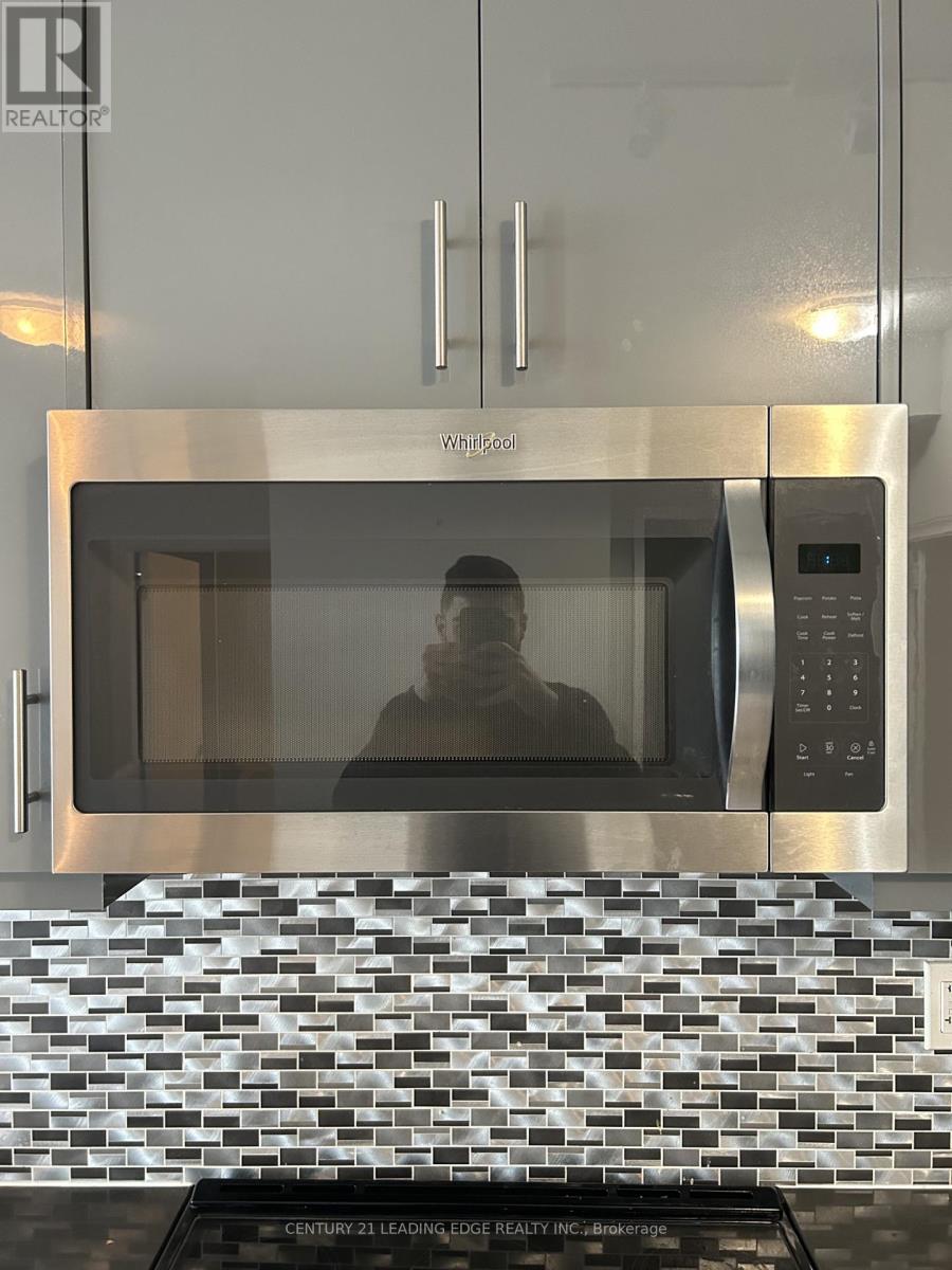 610 - 15 Zorra Street W, Toronto, Ontario  M8Z 0C1 - Photo 8 - W12914648