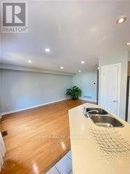 2245 Hummingbird Way, Oakville, Ontario  L6M 3Z7 - Photo 21 - W12914650