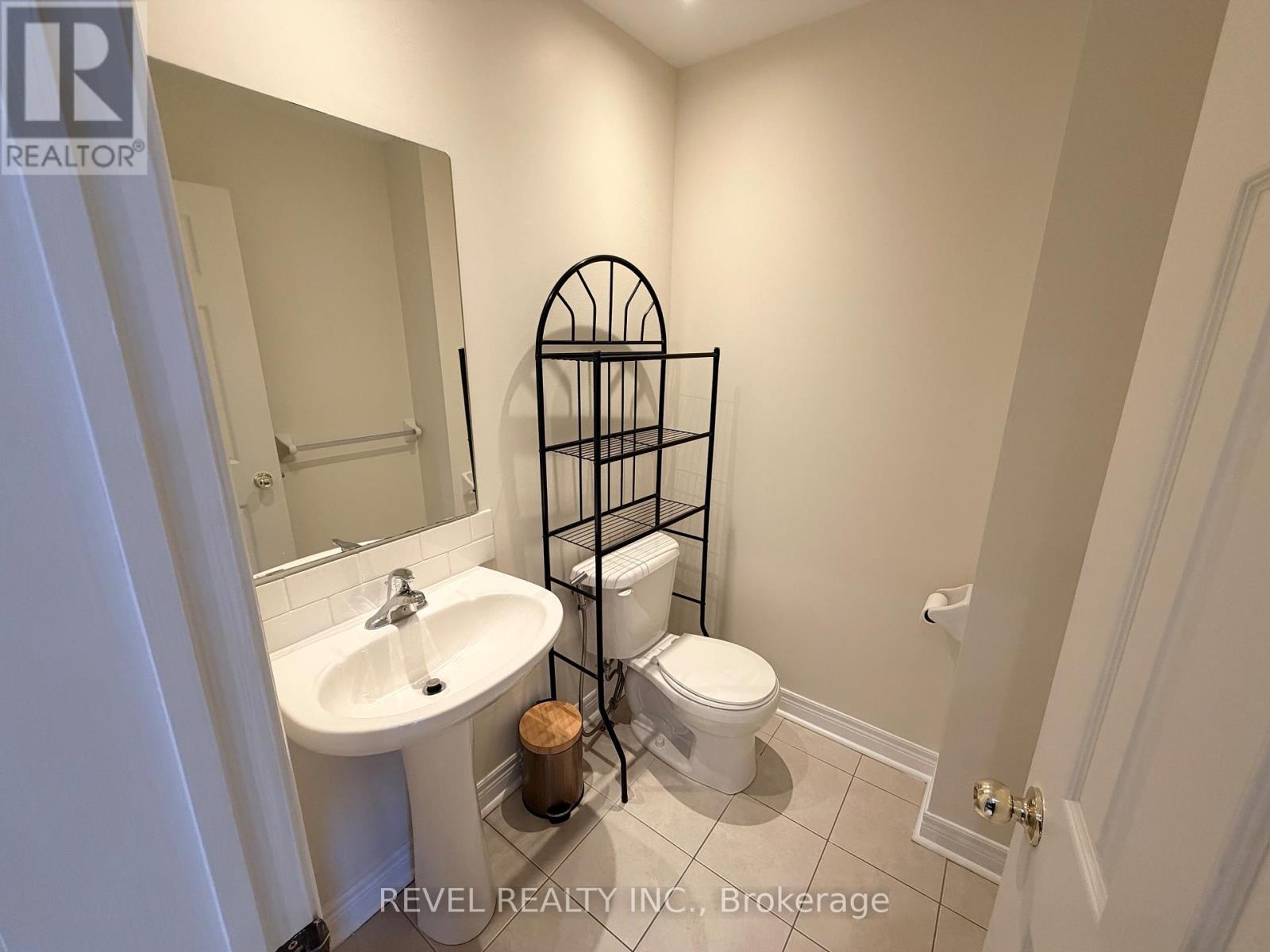 1158 Durno Court, Milton, Ontario  L9T 8P6 - Photo 9 - W12914654